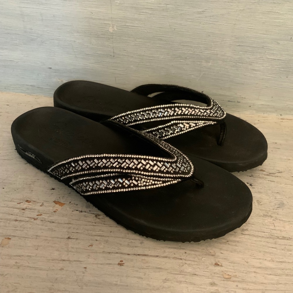 Sketchers Arch Fit Glitzy Beaded Black Flip Flop Thong Sandals Size 8.5 GC